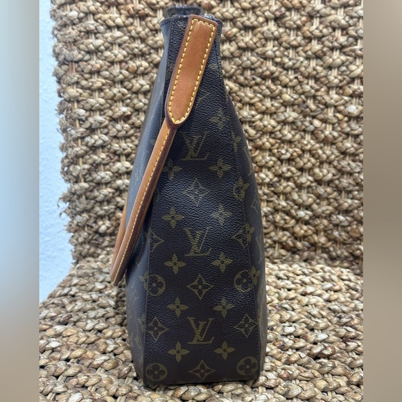 Louis Vuitton Looping GM Monogram - Picture 6 of 10